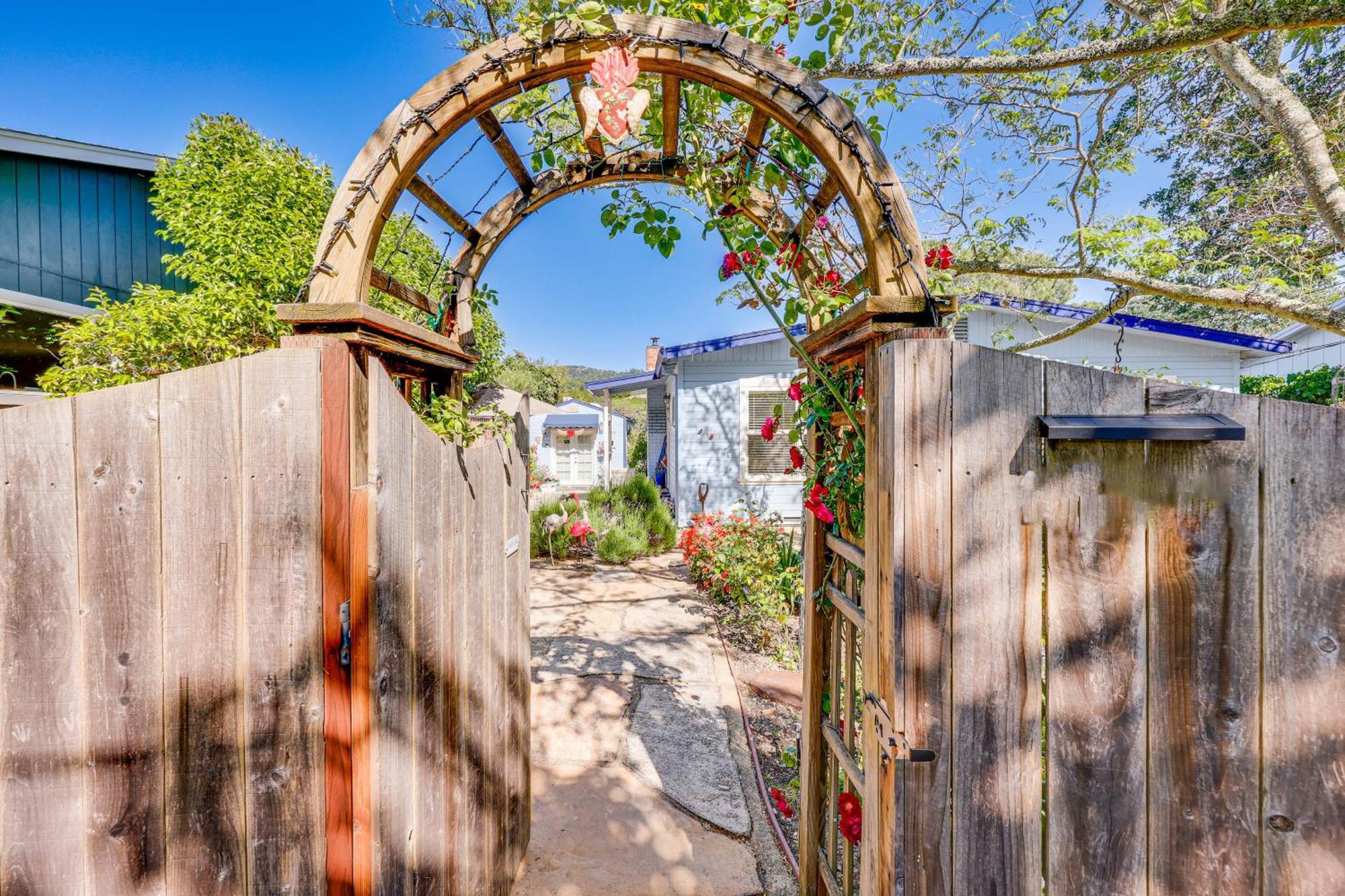 Romantic Casita With Garden And Deck 2 Miles To Plaza! Sonoma Buitenkant foto